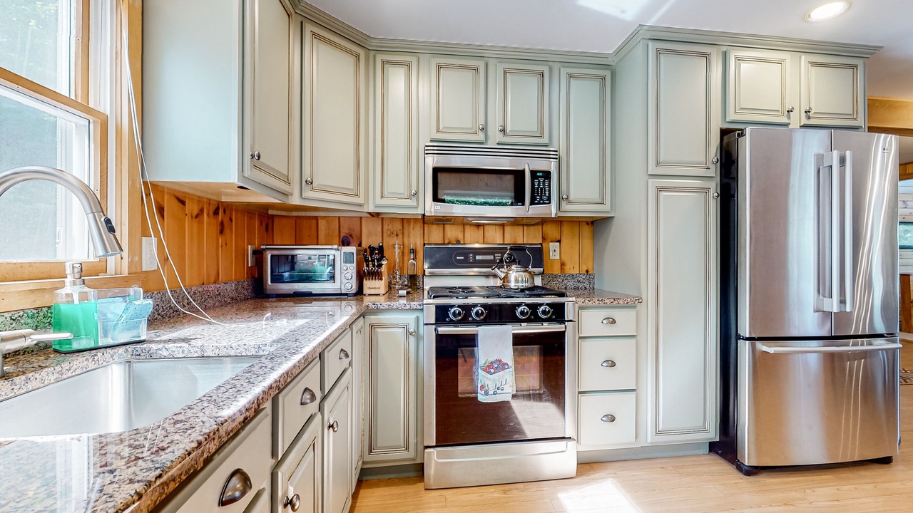 Photo of Kitchen in Pine River Pond