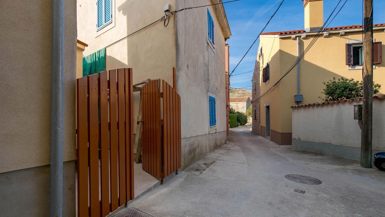 Photo of Others in Susak