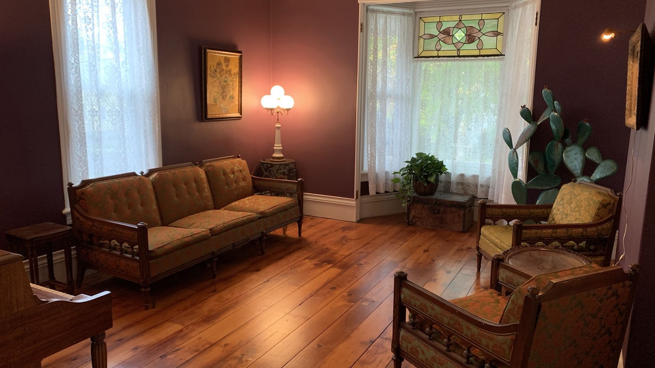 Photo of Livingroom in Cobleskill