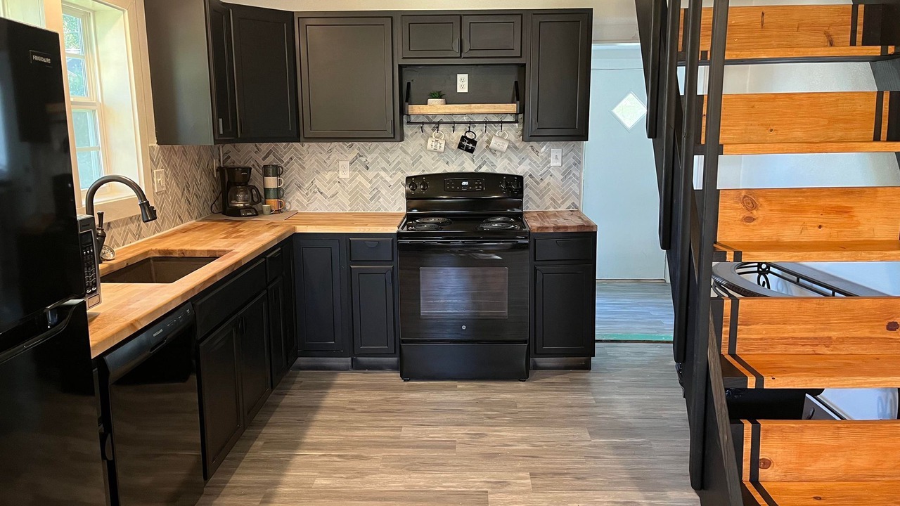 Photo of Kitchen in Mammoth Spring