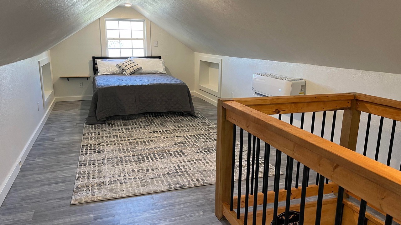 Photo of Bedroom in Mammoth Spring