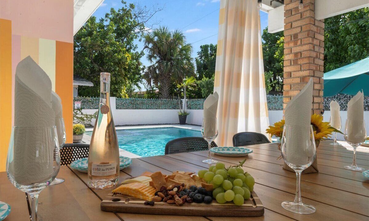 Photo of Outdoor in Coral Way