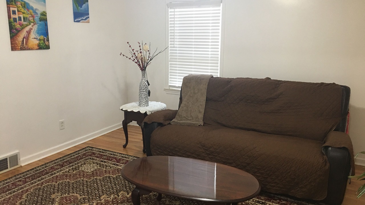 Photo of Livingroom in Dearborn