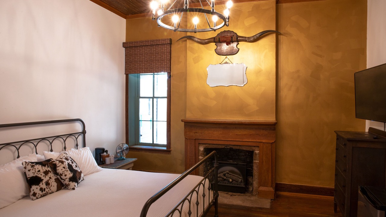 Photo of Bedroom in Mason
