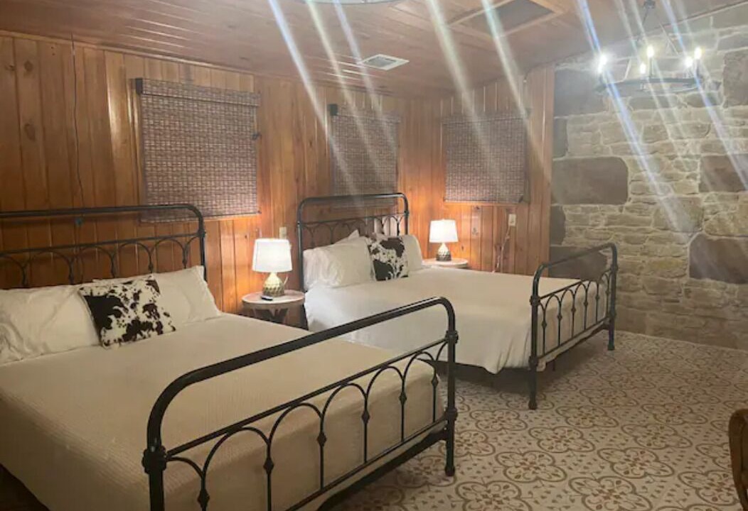 Photo of Bedroom in Mason