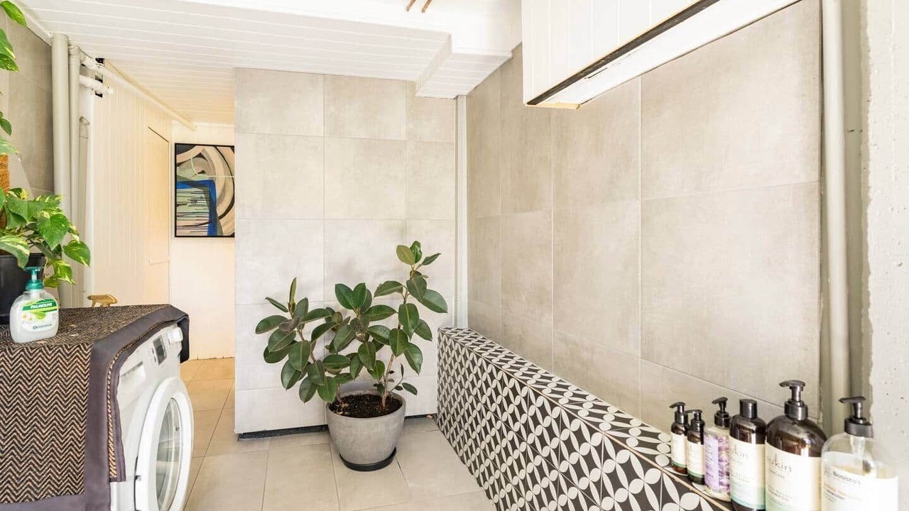 Photo of Others in The Gap