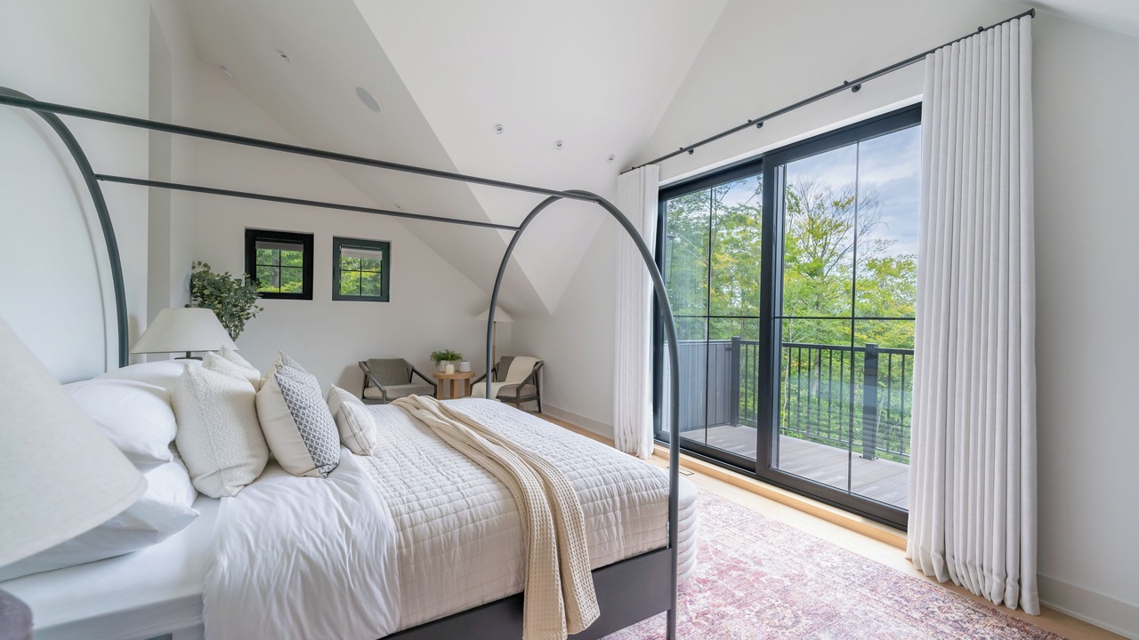Photo of Bedroom in Morin Heights