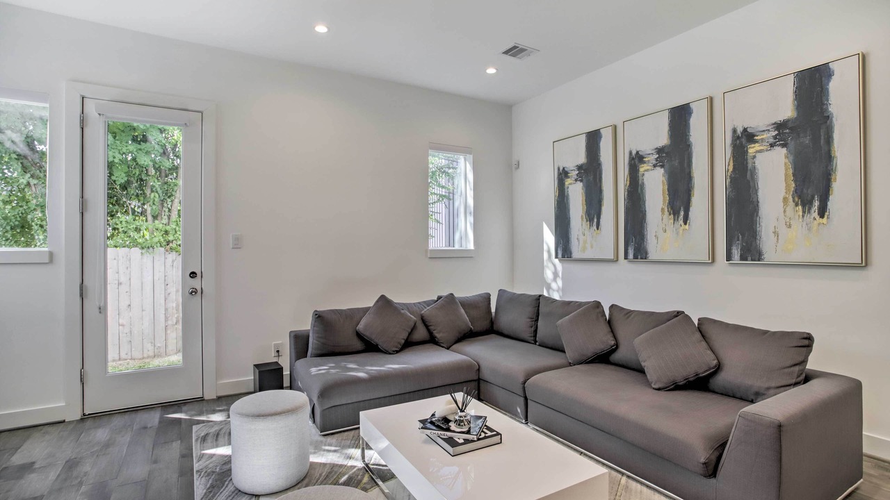 Photo of Livingroom in Houston