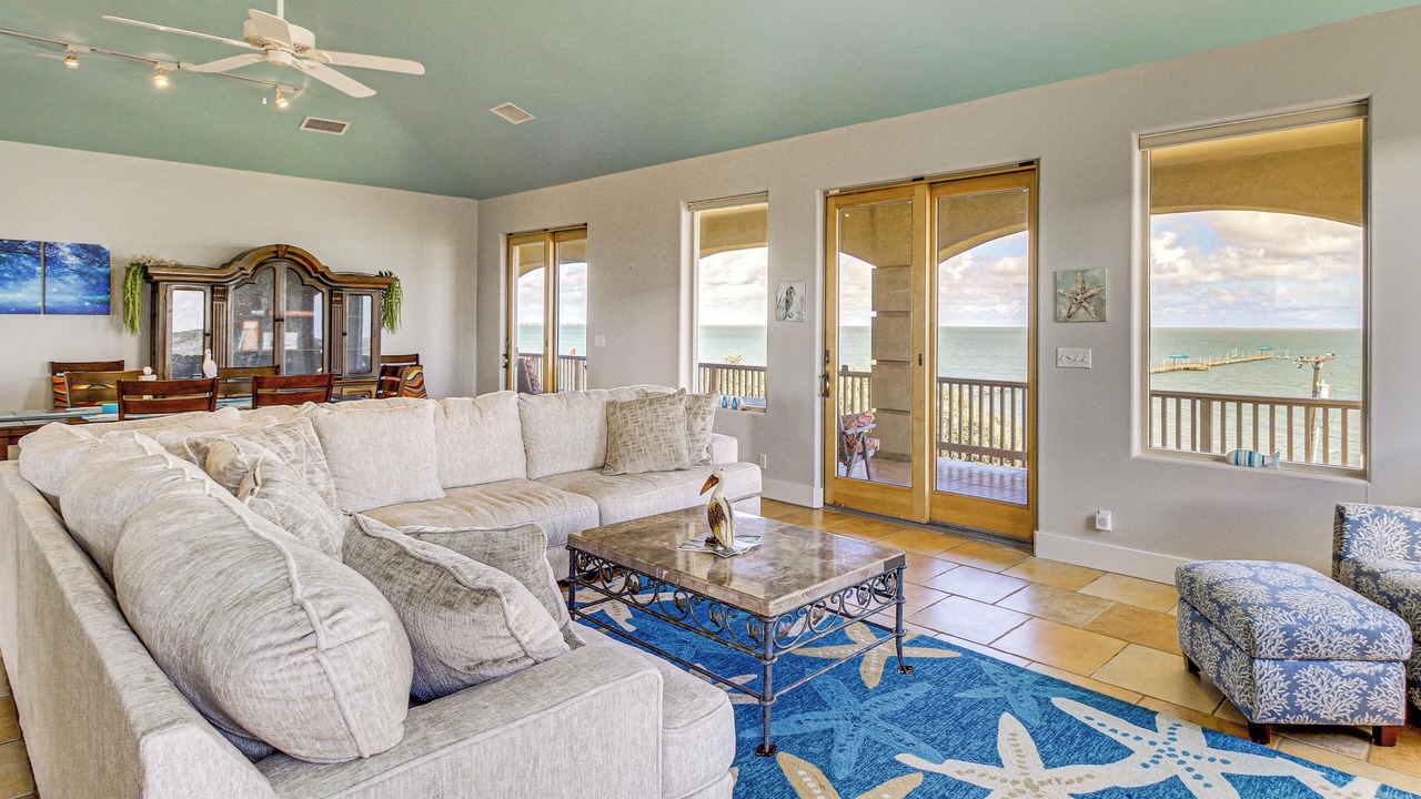 Photo of Livingroom in Rockport
