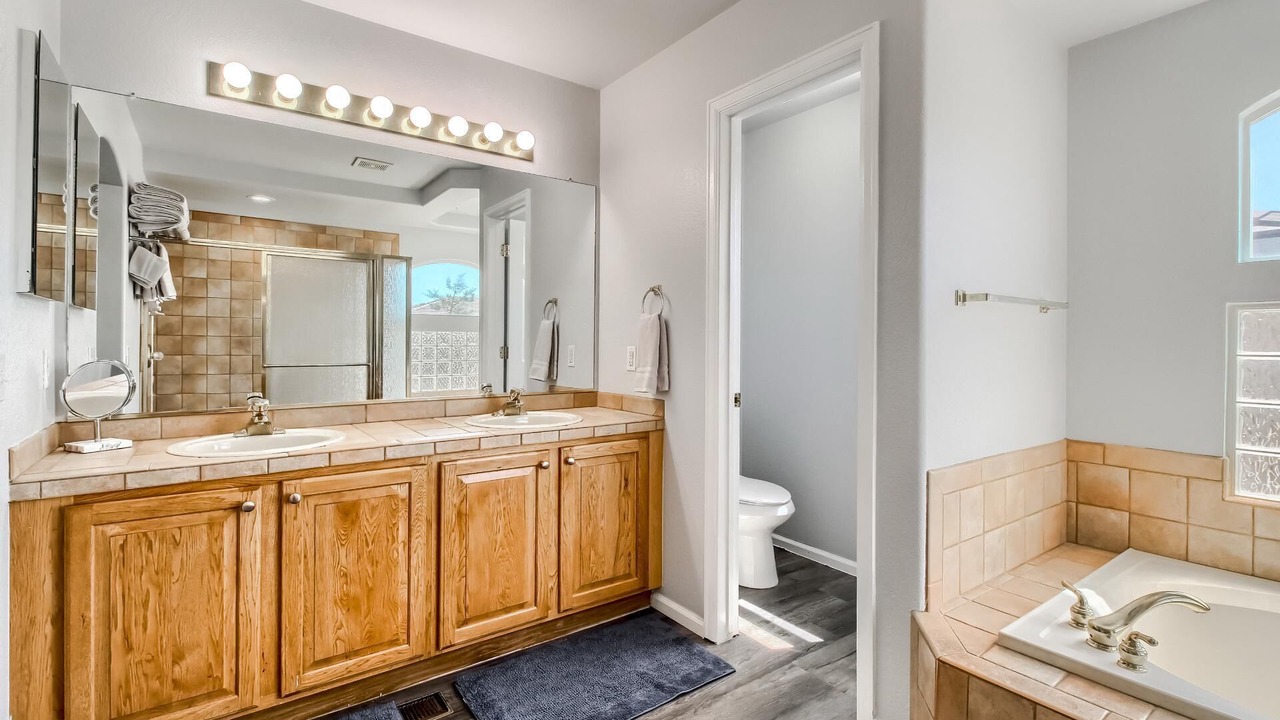 Photo of Bathroom in Green Valley Ranch
