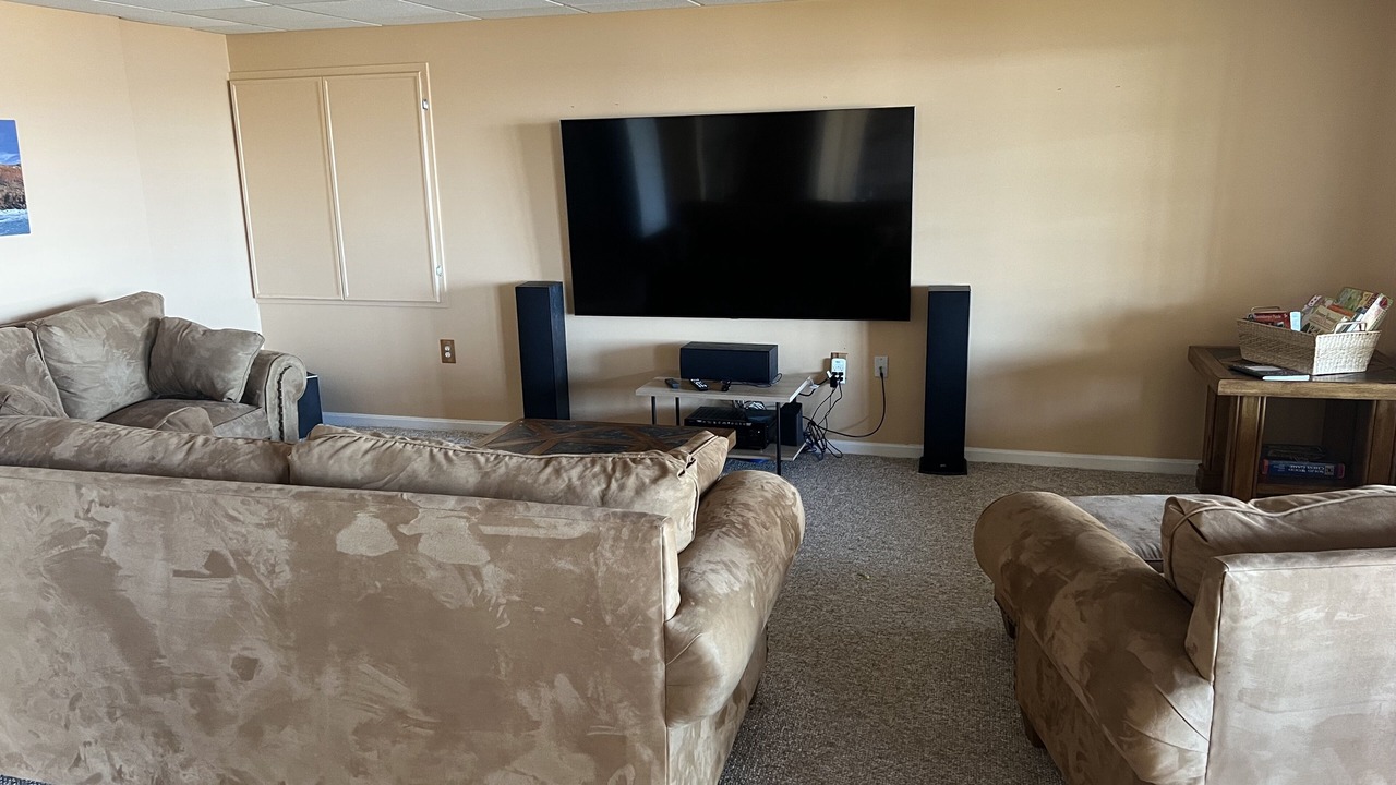Photo of Livingroom in Edgewood