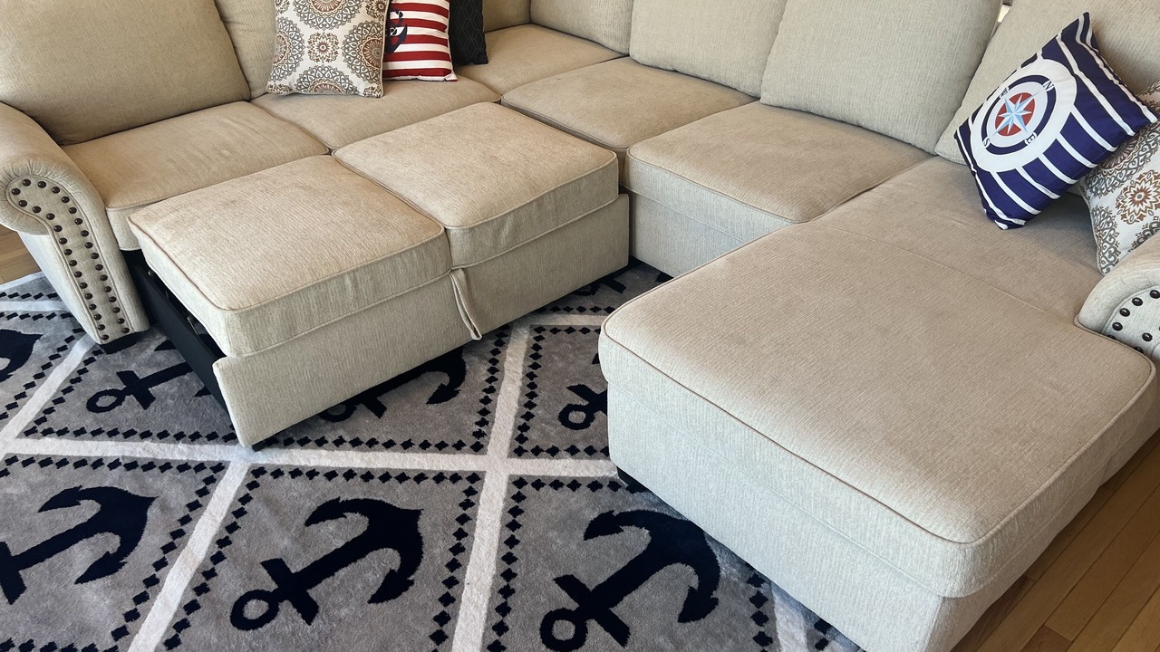 Photo of Livingroom in Edgewood