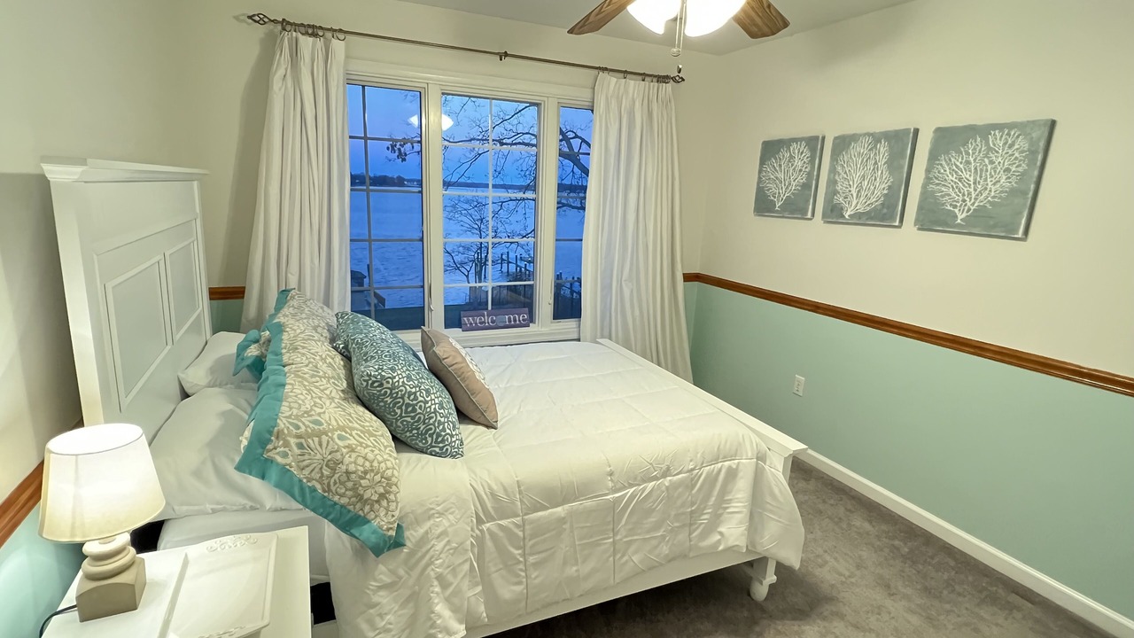 Photo of Bedroom in Edgewood