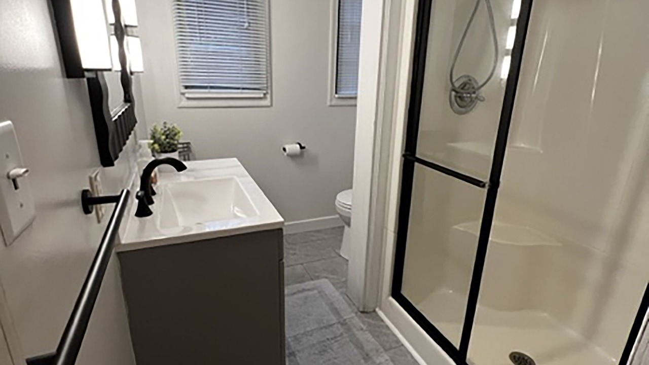 Photo of Bathroom in White Mills