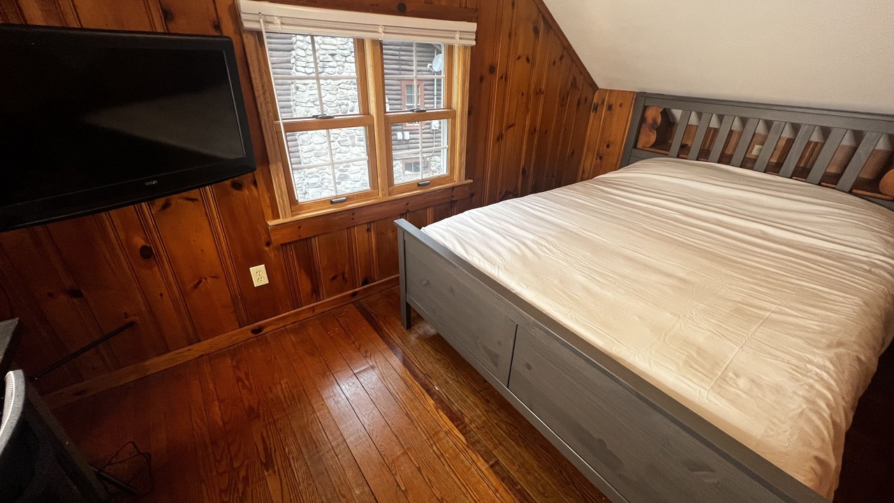 Photo of Bedroom in White Mills