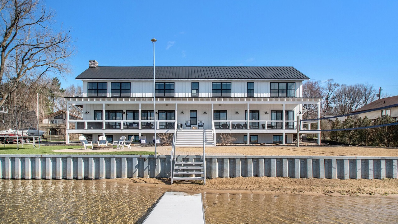 Photo of Outdoor in Sister Lakes