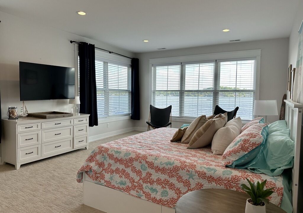 Photo of Bedroom in Sister Lakes
