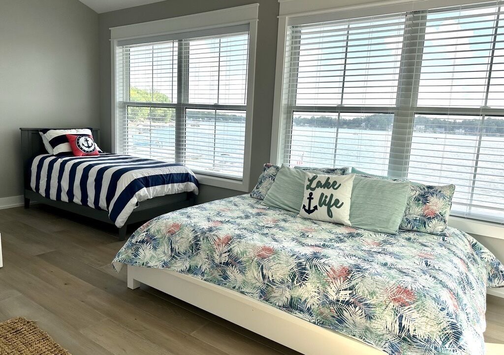 Photo of Bedroom in Sister Lakes