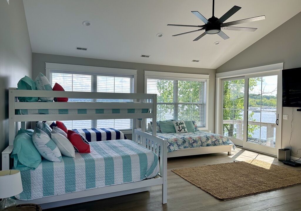 Photo of Bedroom in Sister Lakes
