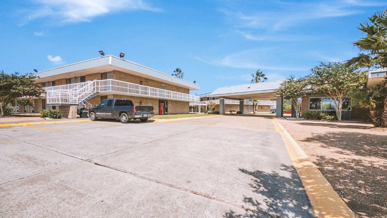 Photo of Outdoor in Beeville