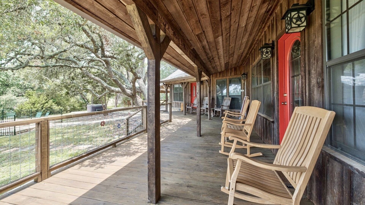 Photo of Patio Balcony in San Marcos