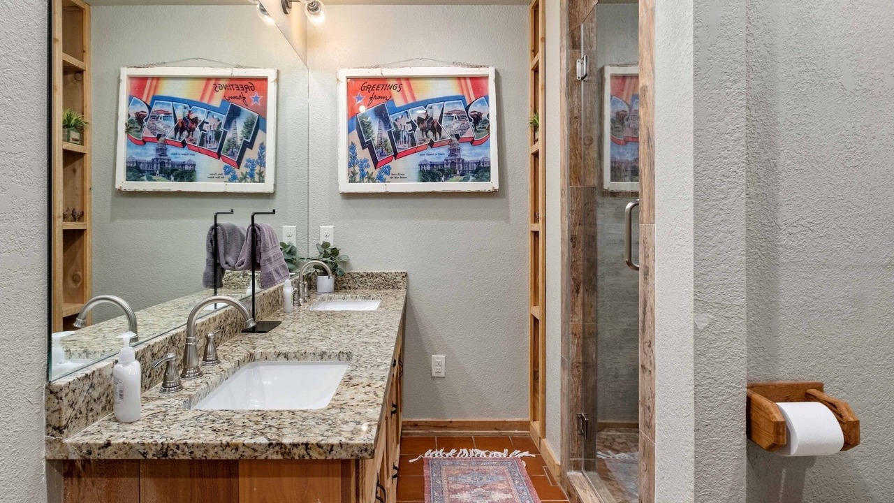 Photo of Bathroom in San Marcos