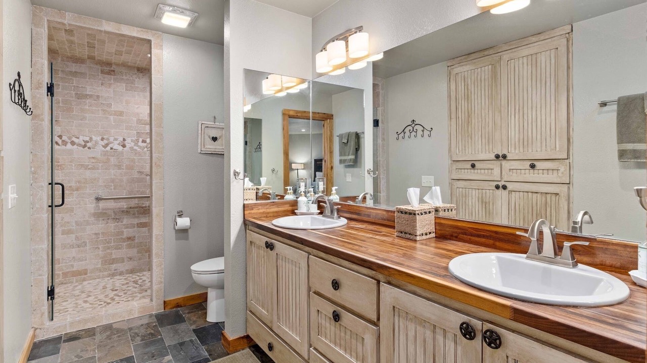 Photo of Bathroom in San Marcos