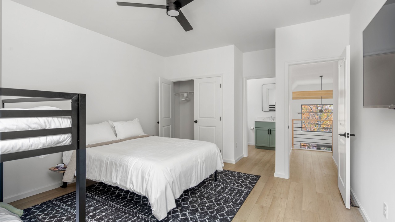 Photo of Bedroom in Jim Thorpe