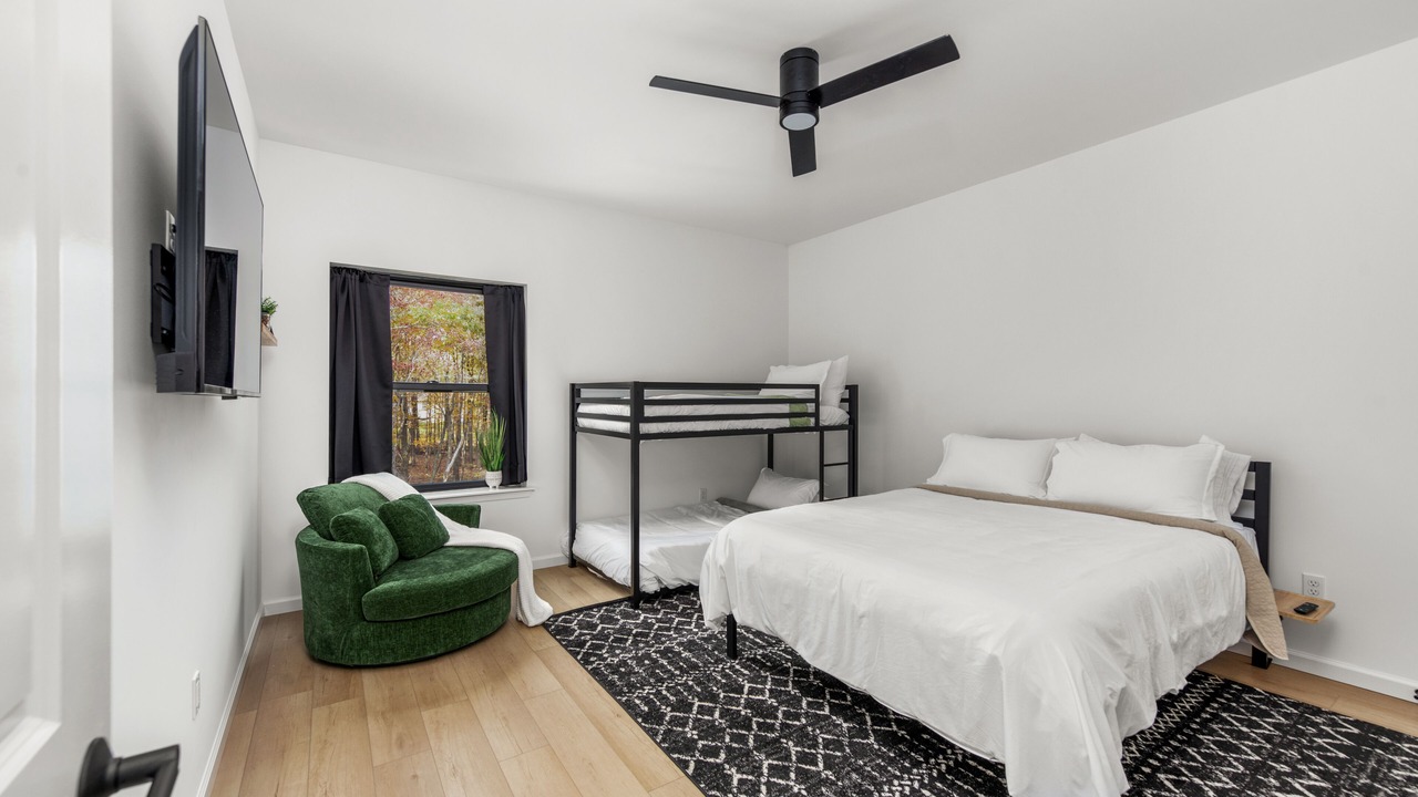 Photo of Bedroom in Jim Thorpe