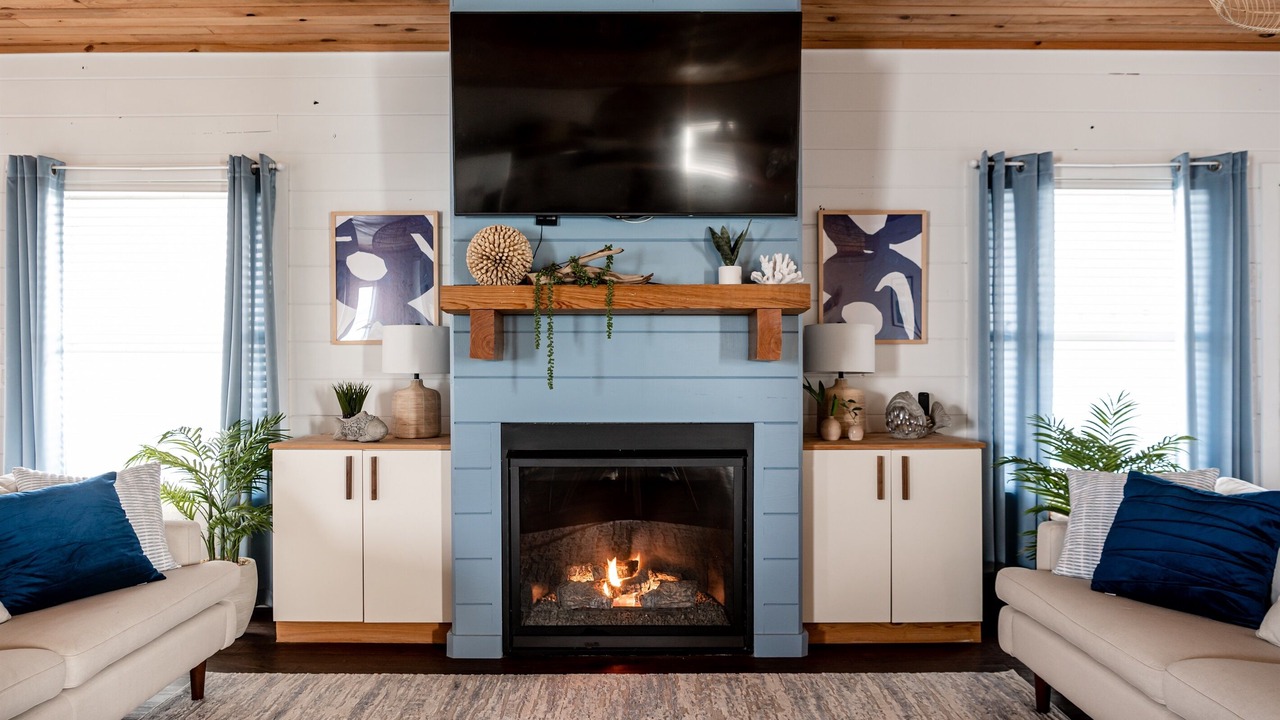Photo of Livingroom in Crystal Beach