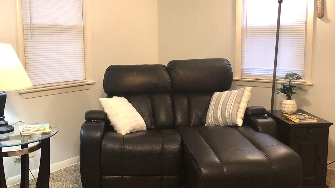 Photo of Livingroom in South Hutchinson