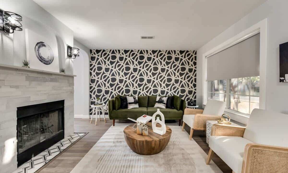 Photo of Livingroom in Little Elm