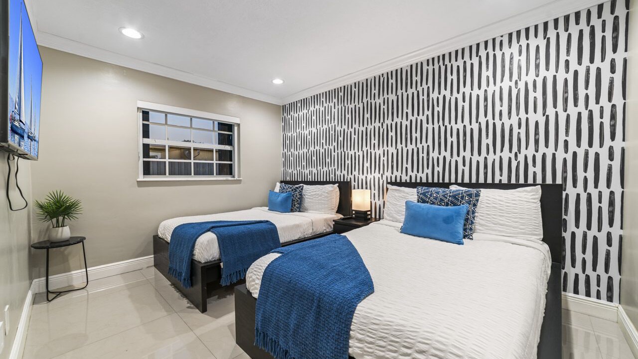 Photo of Bedroom in Carol City