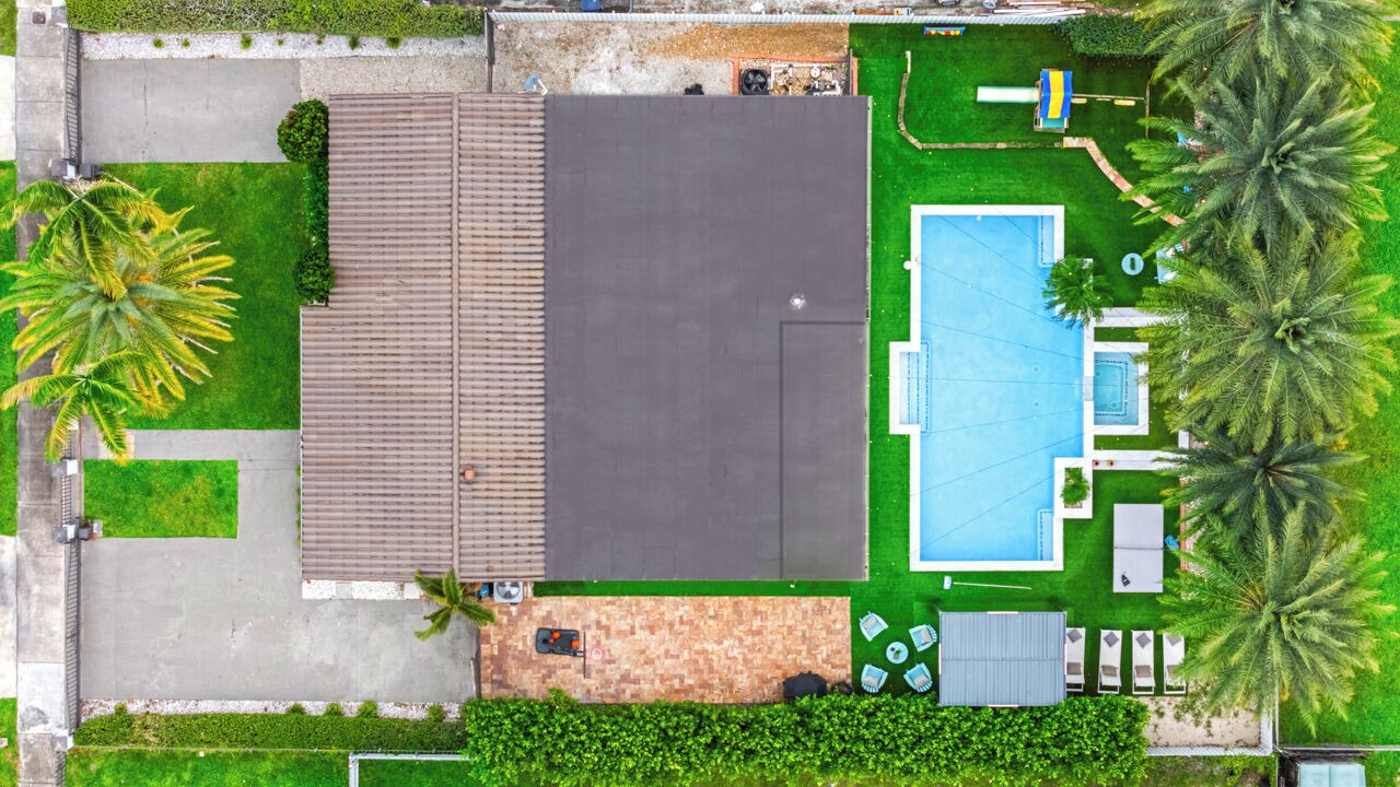 Photo of Outdoor in Carol City
