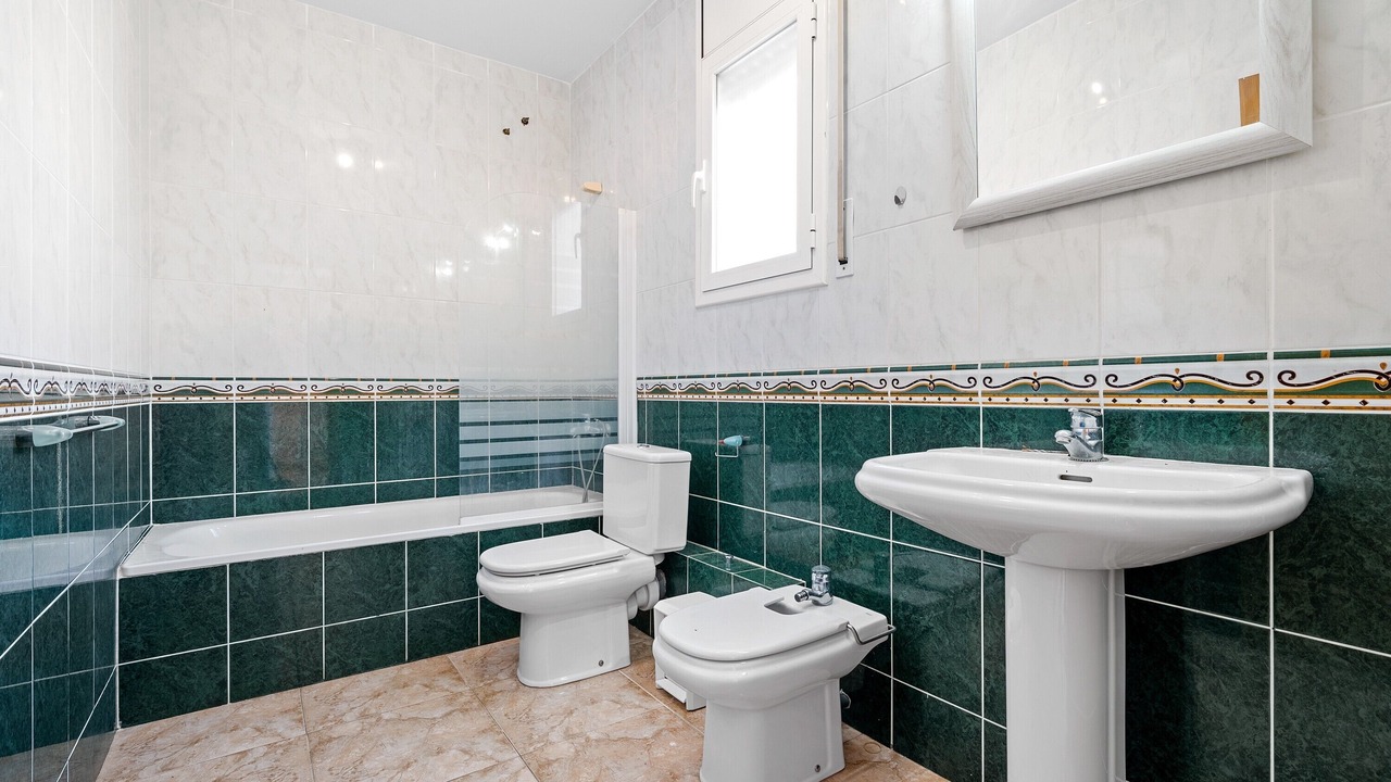 Photo of Bathroom in Miami Platja
