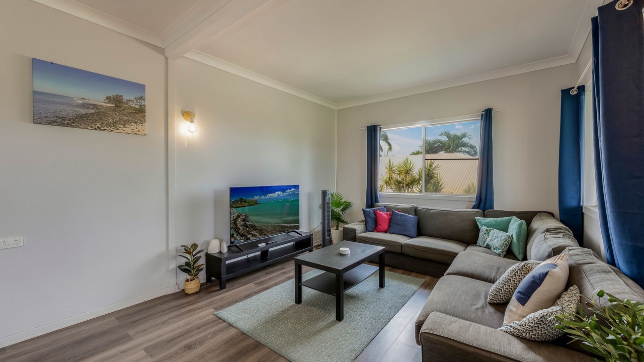 Photo of Livingroom in Elliott Heads