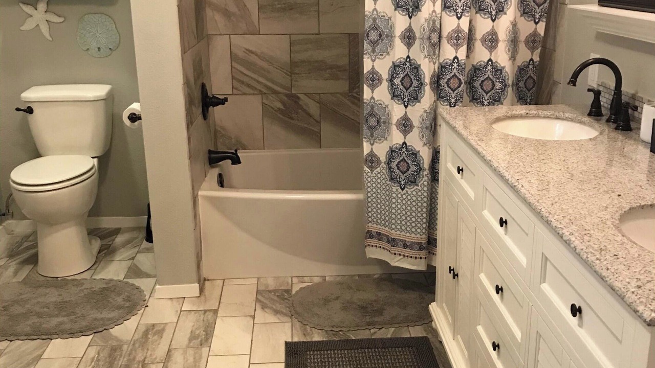 Photo of Bathroom in Cisco