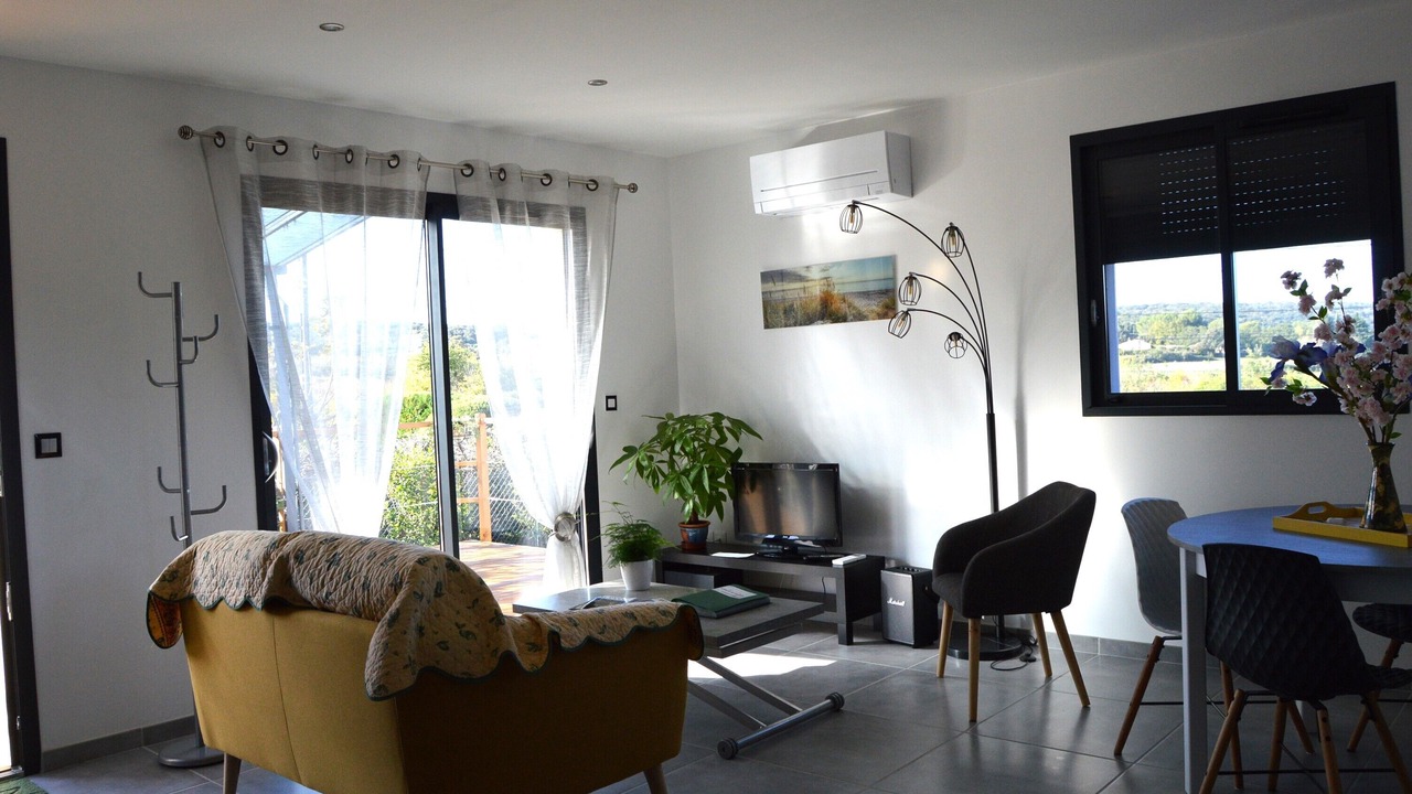 Photo of Livingroom in Flaux