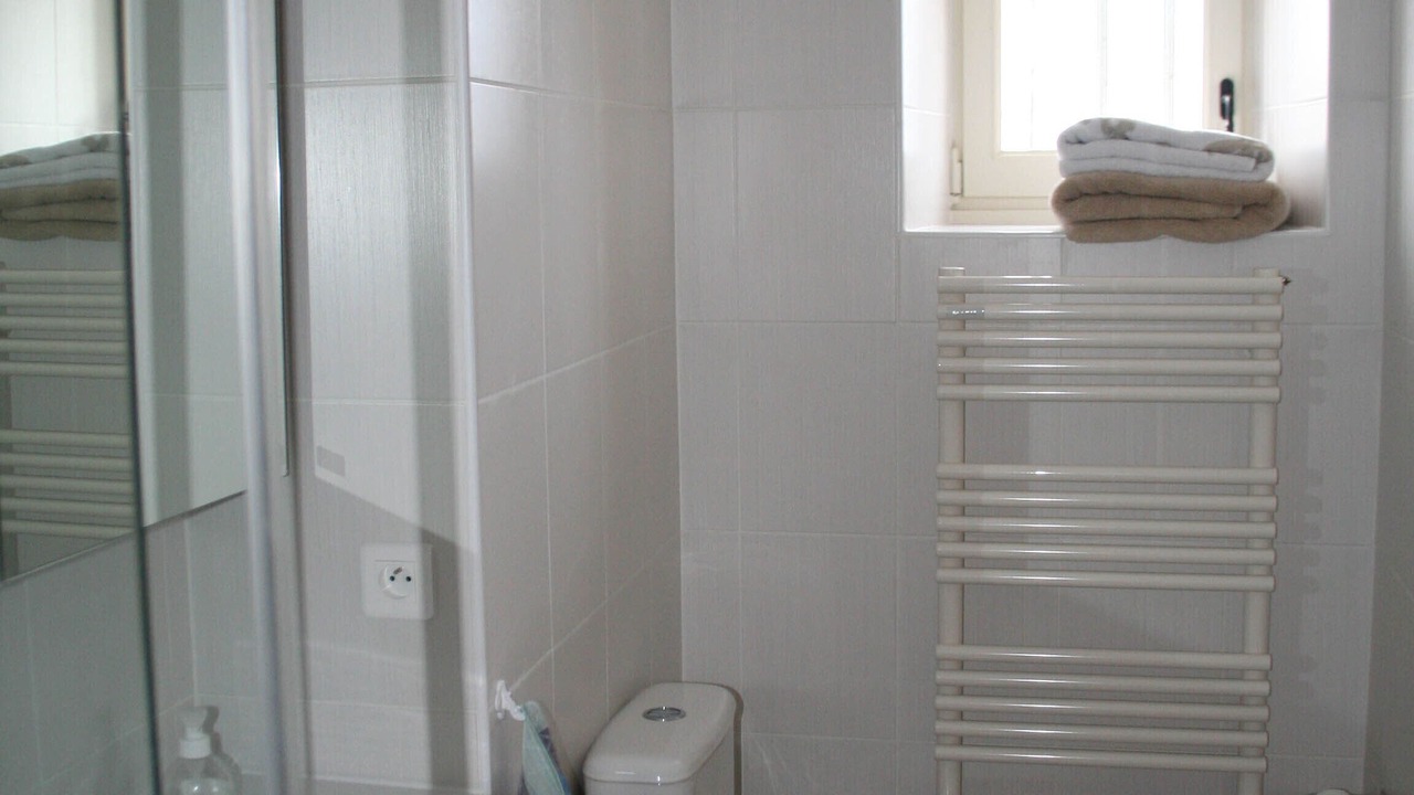 Photo of Bathroom in Saint-Quentin-sur-Sauxillanges