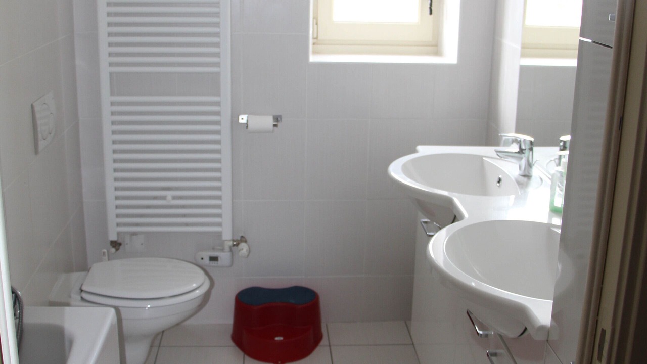 Photo of Bathroom in Saint-Quentin-sur-Sauxillanges