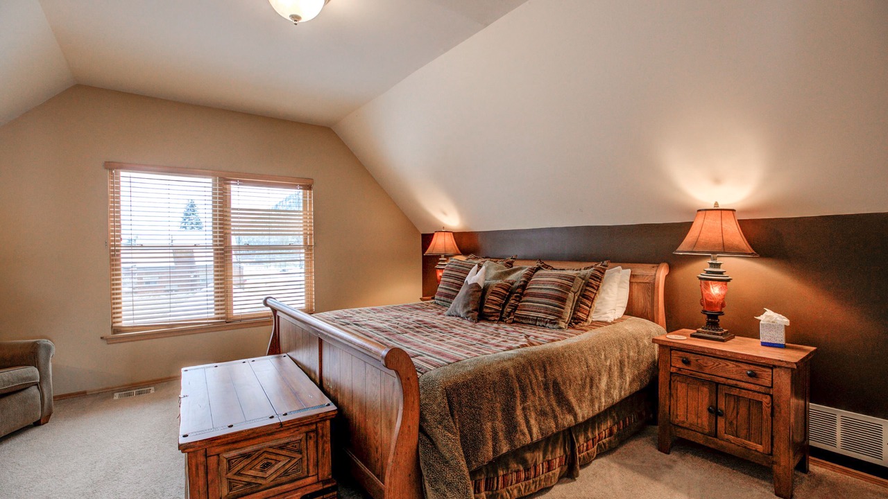 Photo of Bedroom in Blue River