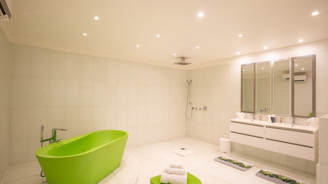 Photo of Others in Les Terres Basses