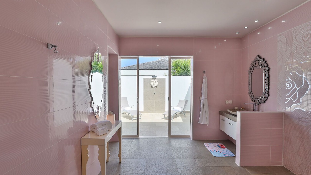 Photo of Others in Les Terres Basses