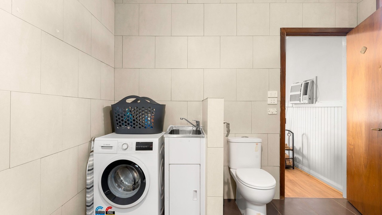 Photo of Bathroom in Sunset Strip