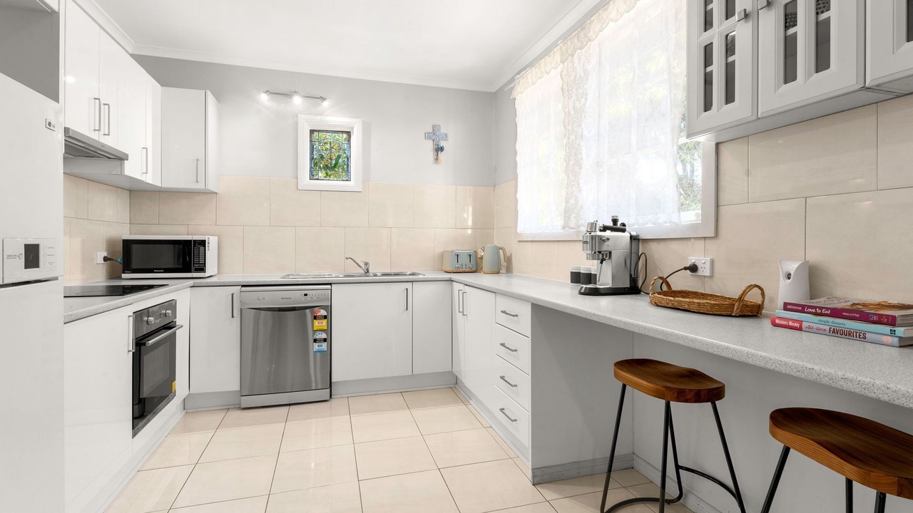 Photo of Kitchen in Sunset Strip