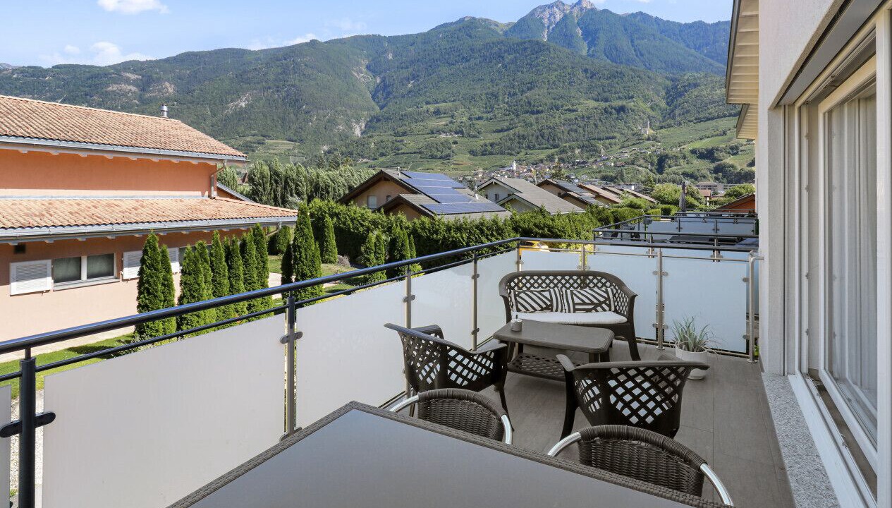 Photo of Outdoor in Saxon