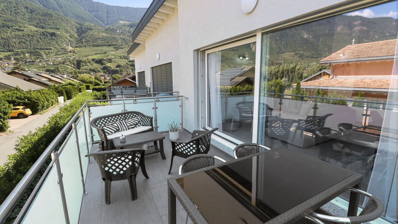 Photo of Outdoor in Saxon