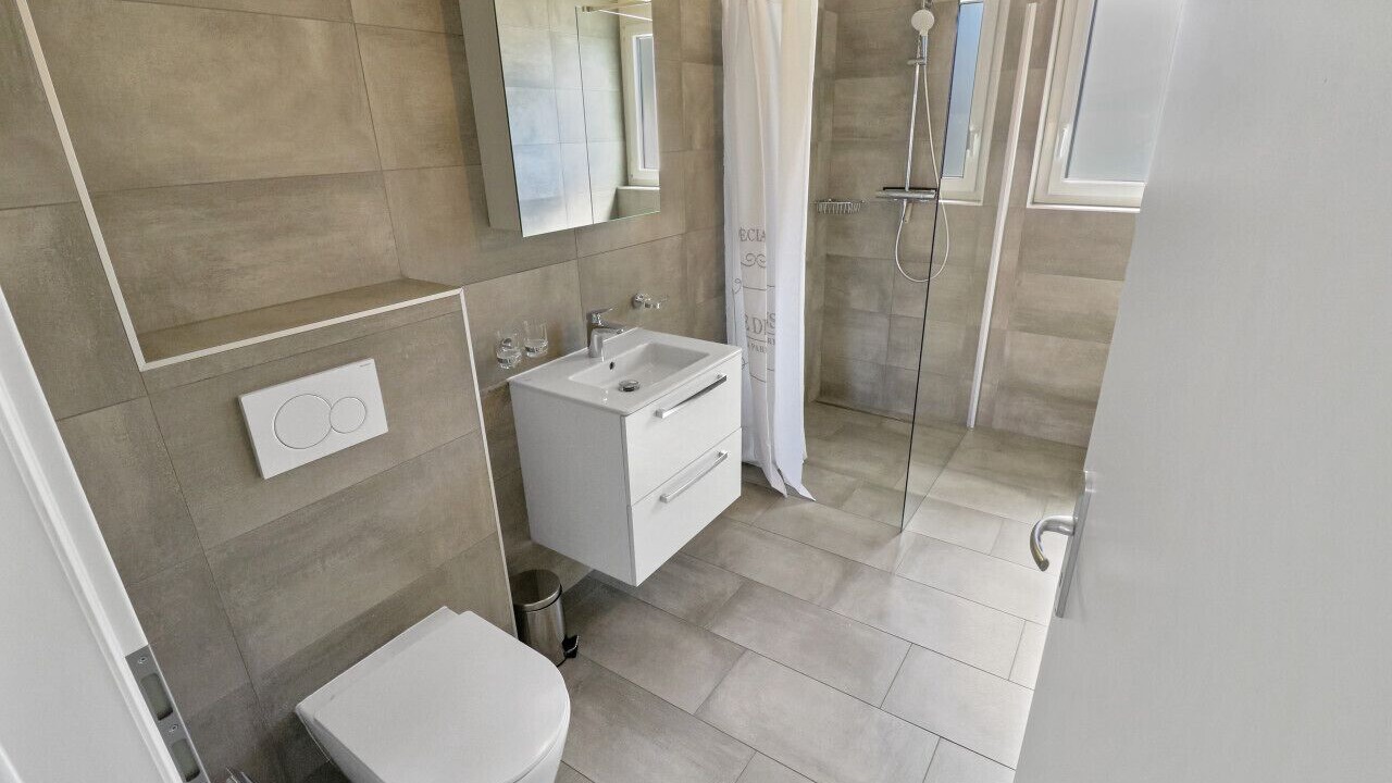 Photo of Bathroom in Saxon