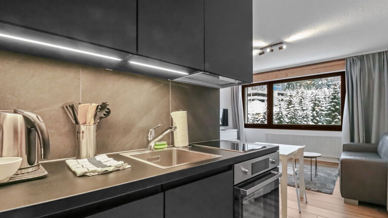 Photo of Kitchen in Lens