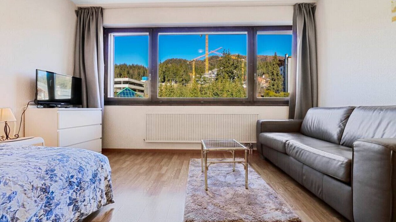 Photo of Livingroom in Lens